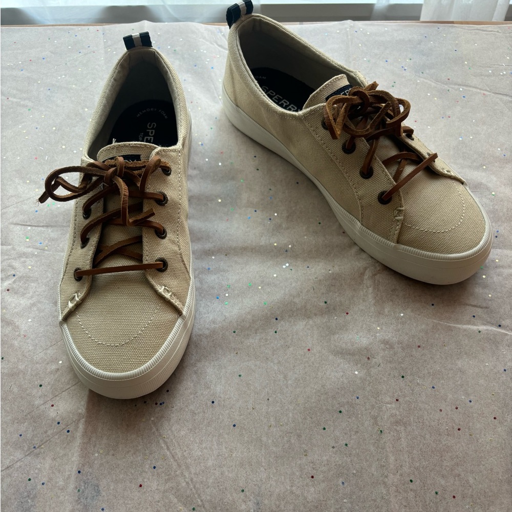 Sperry women’s crest vibe sneaker